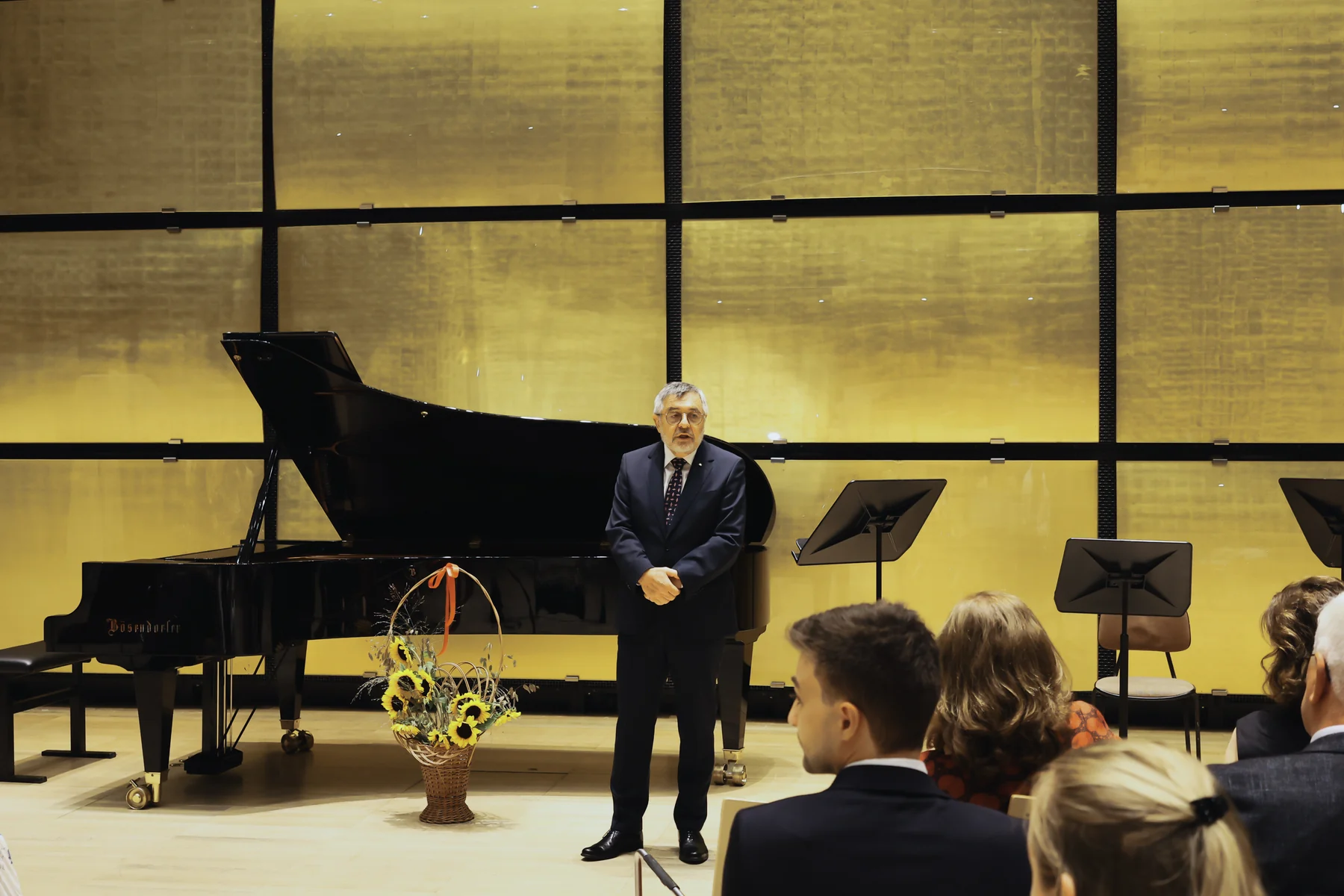 A guest address at VIYAF Charity Art Night, Vienna, 16 August 2026.